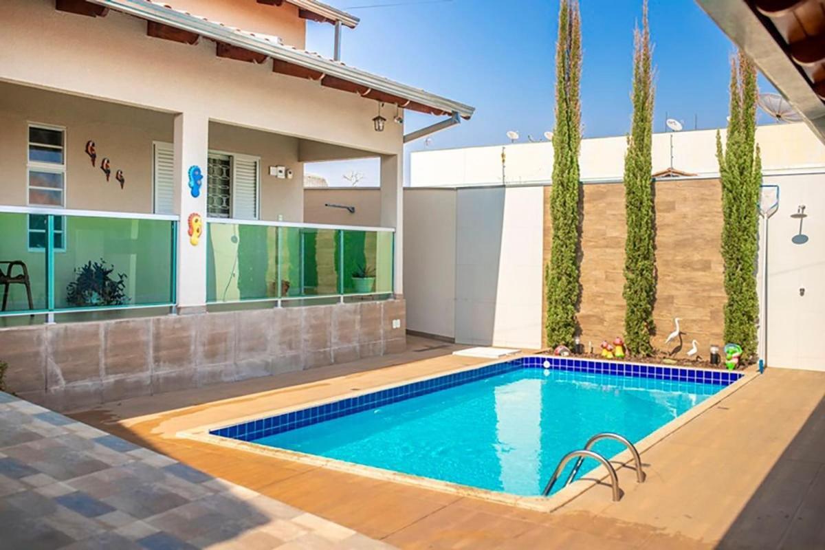 Casa C/4 Quartos E Piscina - Excelente Localizacao Holiday home