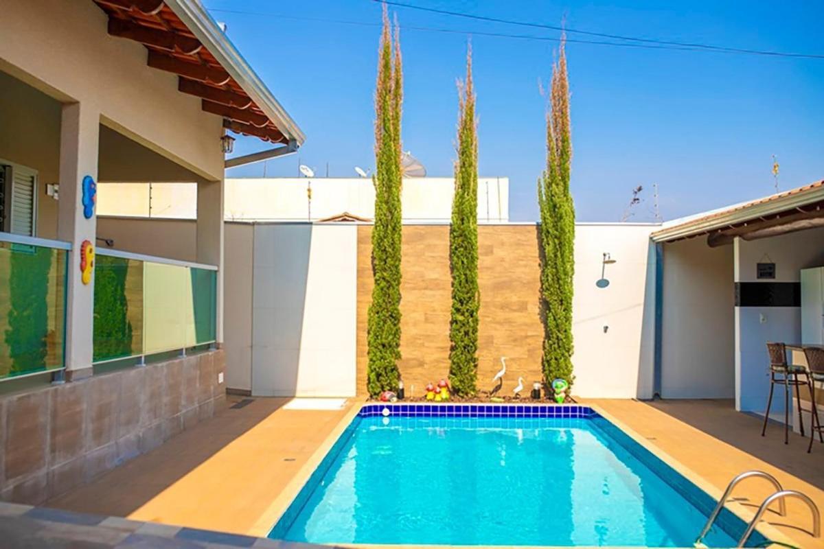 Holiday home Casa C/4 Quartos E Piscina - Excelente Localizacao Caldas Novas